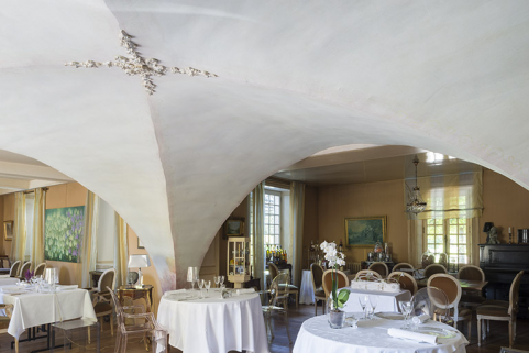 Détail au niveau de la croisée. © Région Bourgogne-Franche-Comté, Inventaire du patrimoine Détail au niveau de la croisée. © Région Bourgogne-Franche-Comté, Inventaire du patrimoine