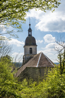 Vue depuis l'ancien cimetière. © Région Bourgogne-Franche-Comté, Inventaire du patrimoine Vue depuis l'ancien cimetière. © Région Bourgogne-Franche-Comté, Inventaire du patrimoine