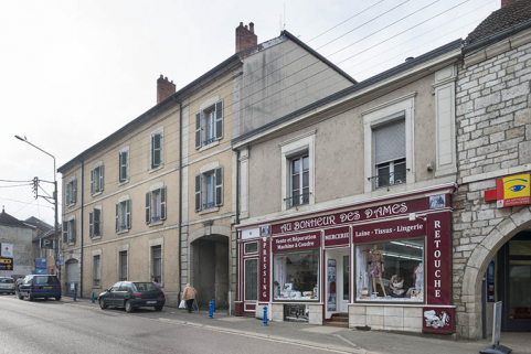 Commerces et anciens entrepots "Madiot". © Région Bourgogne-Franche-Comté, Inventaire du patrimoine