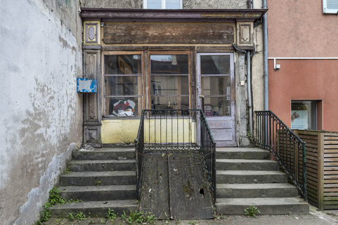 Ancienne boutique, rue F. Mitterrand. © Région Bourgogne-Franche-Comté, Inventaire du patrimoine