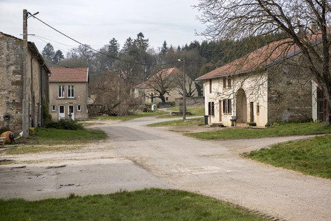 Rue du château vue de l'est. © Région Bourgogne-Franche-Comté, Inventaire du patrimoine