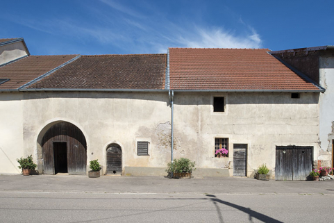 Fermes bordant la route de Sceu-sur-Saône.  © Région Bourgogne-Franche-Comté, Inventaire du patrimoine Fermes bordant la route de Sceu-sur-Saône.  © Région Bourgogne-Franche-Comté, Inventaire du patrimoine