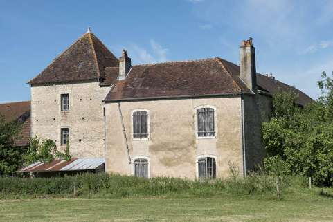 La façade postérieure du bâtiment XVIIIe.  © Région Bourgogne-Franche-Comté, Inventaire du patrimoine La façade postérieure du bâtiment XVIIIe.  © Région Bourgogne-Franche-Comté, Inventaire du patrimoine