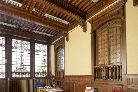 Vue partielle de la salle de bal : la verrière côté rue. © Région Bourgogne-Franche-Comté, Inventaire du patrimoine