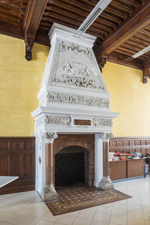 La cheminée à décor factice. © Région Bourgogne-Franche-Comté, Inventaire du patrimoine