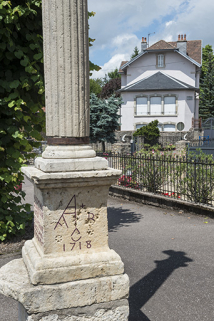 Détail des inscriptions. © Région Bourgogne-Franche-Comté, Inventaire du patrimoine