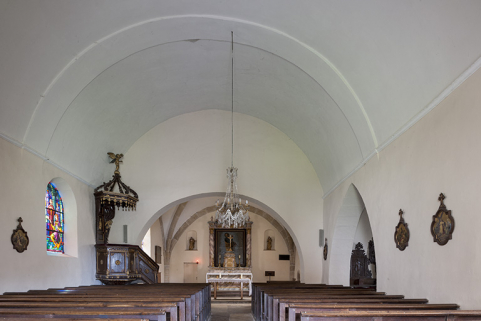La nef depuis le portail. © Région Bourgogne-Franche-Comté, Inventaire du patrimoine