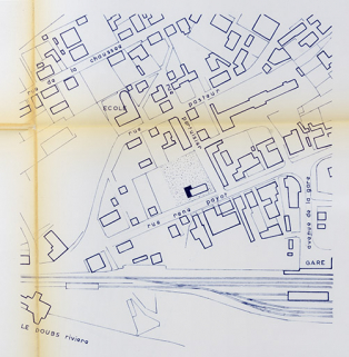 Schwartzmann Frères […] Projet d'extension des magasins et bureaux. 1. Plan de situation […], 24 février 1966. L'emprise de la Grande Fabrique est visible au sud de la rue Pasteur. © Région Bourgogne-Franche-Comté, Inventaire du patrimoine