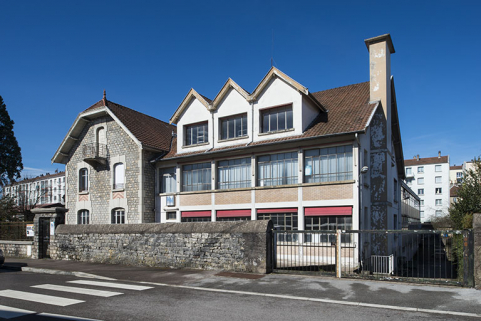 Le logement et l'atelier sur rue, depuis le sud-est. © Région Bourgogne-Franche-Comté, Inventaire du patrimoine