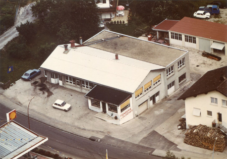 [Vue aérienne de la nouvelle fonderie, depuis l'ouest], début des années 1990. © Région Bourgogne-Franche-Comté, Inventaire du patrimoine