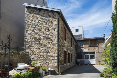 Les ateliers sur cour. © Région Bourgogne-Franche-Comté, Inventaire du patrimoine Les ateliers sur cour. © Région Bourgogne-Franche-Comté, Inventaire du patrimoine