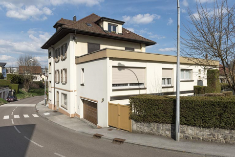 Vue d'ensemble, depuis le sud-ouest (façades antérieure et latérale droite). © Région Bourgogne-Franche-Comté, Inventaire du patrimoine