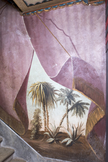 1er palier (à gauche) : palmiers. © Région Bourgogne-Franche-Comté, Inventaire du patrimoine