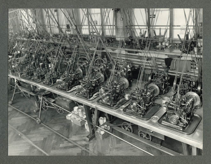 Machines à fraiser d'établi, années 1960. © Région Bourgogne-Franche-Comté, Inventaire du patrimoine Machines à fraiser d'établi, années 1960. © Région Bourgogne-Franche-Comté, Inventaire du patrimoine