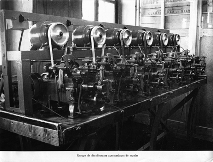 Groupe de décolleteuses automatiques de reprise, vers 1950. © Région Bourgogne-Franche-Comté, Inventaire du patrimoine Groupe de décolleteuses automatiques de reprise, vers 1950. © Région Bourgogne-Franche-Comté, Inventaire du patrimoine