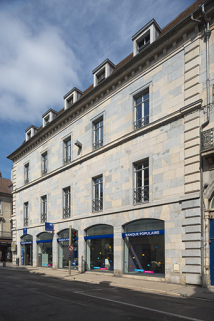 Façade rue de la République, vue de trois quarts droite. © Région Bourgogne-Franche-Comté, Inventaire du patrimoine