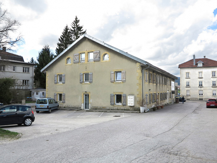 Façades postérieure et latérale gauche. © Région Bourgogne-Franche-Comté, Inventaire du patrimoine