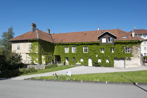 Vue d'ensemble, depuis le nord-est. © Région Bourgogne-Franche-Comté, Inventaire du patrimoine Vue d'ensemble, depuis le nord-est. © Région Bourgogne-Franche-Comté, Inventaire du patrimoine