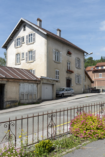 Façades latérale gauche et antérieure. © Région Bourgogne-Franche-Comté, Inventaire du patrimoine