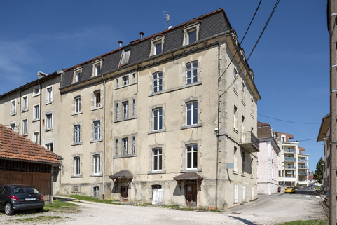 Façade postérieure, de trois quarts droite. © Région Bourgogne-Franche-Comté, Inventaire du patrimoine