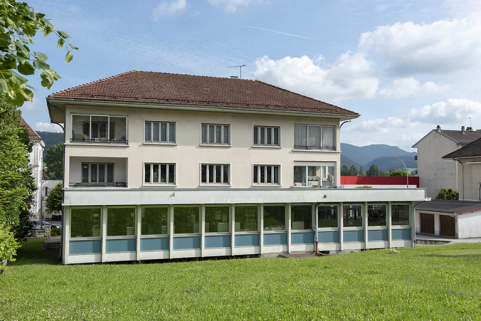 Façade postérieure, de trois quarts gauche. © Région Bourgogne-Franche-Comté, Inventaire du patrimoine