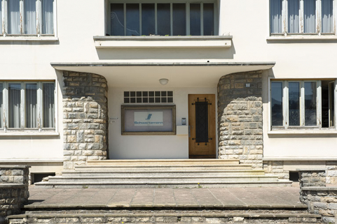 Façade antérieure : entrée. © Région Bourgogne-Franche-Comté, Inventaire du patrimoine