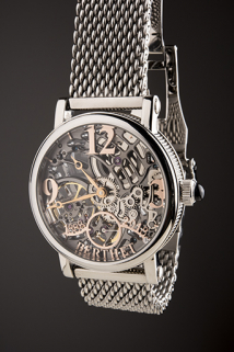 Montre-bracelet mécanique de la société Berthet Horlogerie, à Villers-le-Lac. © Région Bourgogne-Franche-Comté, Inventaire du patrimoine Montre-bracelet mécanique de la société Berthet Horlogerie, à Villers-le-Lac. © Région Bourgogne-Franche-Comté, Inventaire du patrimoine