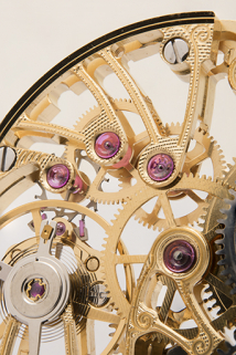 Détail : rubis et amortisseur de choc (à gauche). © Région Bourgogne-Franche-Comté, Inventaire du patrimoine