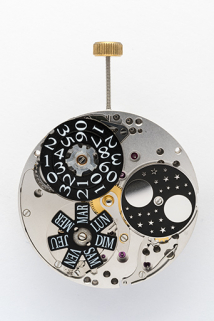 Calibre Royal, côté cadran. © Région Bourgogne-Franche-Comté, Inventaire du patrimoine Calibre Royal, côté cadran. © Région Bourgogne-Franche-Comté, Inventaire du patrimoine