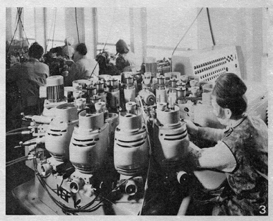 France Ebauches, une haute technicité. 3. Machine transfert 14 postes, réservée à la fabrication du calibre automatique, 1970. © Région Bourgogne-Franche-Comté, Inventaire du patrimoine