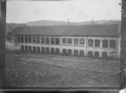 Vue d'ensemble, depuis le nord-ouest, [1902]. © Région Bourgogne-Franche-Comté, Inventaire du patrimoine