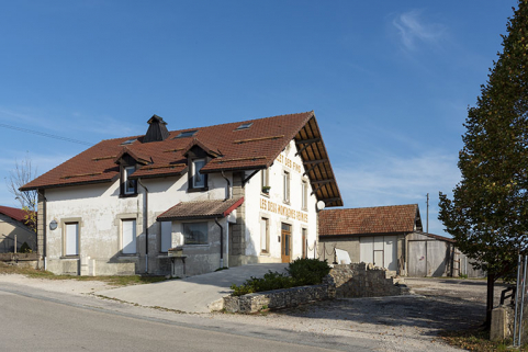 Façades antérieure et latérale gauche. © Région Bourgogne-Franche-Comté, Inventaire du patrimoine