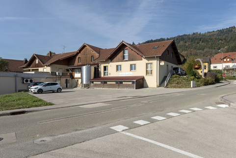 Façades postérieure et latérale gauche. © Région Bourgogne-Franche-Comté, Inventaire du patrimoine