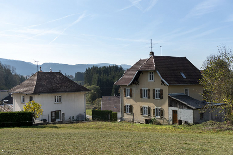 Maisons, depuis le nord-est. © Région Bourgogne-Franche-Comté, Inventaire du patrimoine