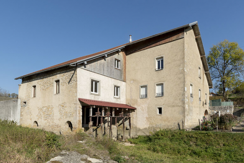 Moulin : façades postérieure et latérale gauche. © Région Bourgogne-Franche-Comté, Inventaire du patrimoine