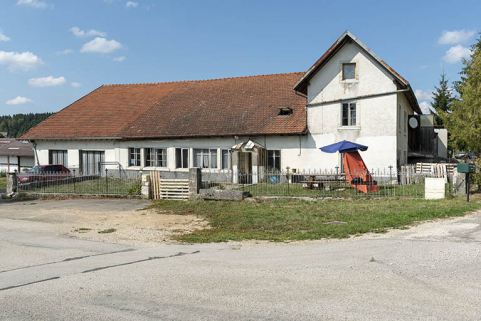 Façade antérieure, de trois quarts droite. © Région Bourgogne-Franche-Comté, Inventaire du patrimoine
