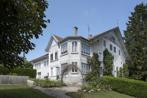 Ancienne ferme : façades antérieure et latérale droite. © Région Bourgogne-Franche-Comté, Inventaire du patrimoine