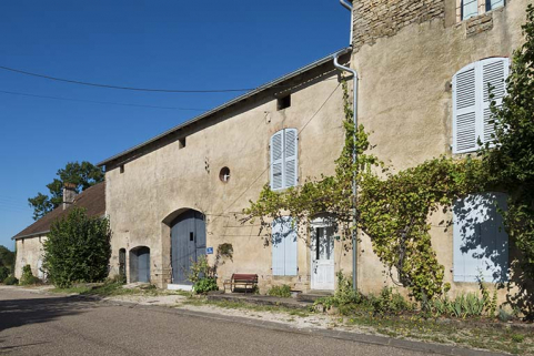 Vue générale depuis le nord-ouest. © Région Bourgogne-Franche-Comté, Inventaire du patrimoine
