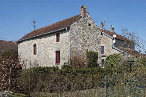 La chapelle, vue de trois-quart. © Région Bourgogne-Franche-Comté, Inventaire du patrimoine