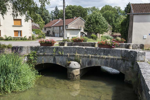 Face nord, vue depuis le nord. © Région Bourgogne-Franche-Comté, Inventaire du patrimoine Face nord, vue depuis le nord. © Région Bourgogne-Franche-Comté, Inventaire du patrimoine