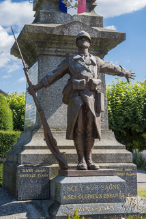 Statue de soldat : On ne passe pas (modèle d'Eugène Piron). © Région Bourgogne-Franche-Comté, Inventaire du patrimoine Statue de soldat : On ne passe pas (modèle d'Eugène Piron). © Région Bourgogne-Franche-Comté, Inventaire du patrimoine