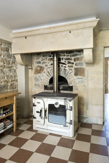 Dans la cuisine : faux manteau et four à pain. © Région Bourgogne-Franche-Comté, Inventaire du patrimoine Dans la cuisine : faux manteau et four à pain. © Région Bourgogne-Franche-Comté, Inventaire du patrimoine