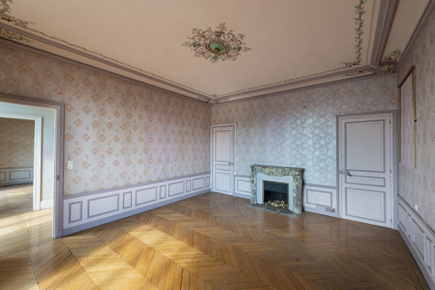 Premier étage, chambre à coucher de l'angle sud-est. © Région Bourgogne-Franche-Comté, Inventaire du patrimoine