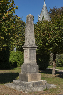 Vue depuis le sud-ouest. © Région Bourgogne-Franche-Comté, Inventaire du patrimoine Vue depuis le sud-ouest. © Région Bourgogne-Franche-Comté, Inventaire du patrimoine