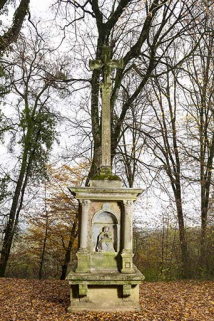 croix monumentale © Région Bourgogne-Franche-Comté, Inventaire du patrimoine  croix monumentale © Région Bourgogne-Franche-Comté, Inventaire du patrimoine