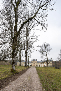 Vue d'ensemble depuis la grille d'entrée, vers l'ouest. © Région Bourgogne-Franche-Comté, Inventaire du patrimoine Vue d'ensemble depuis la grille d'entrée, vers l'ouest. © Région Bourgogne-Franche-Comté, Inventaire du patrimoine