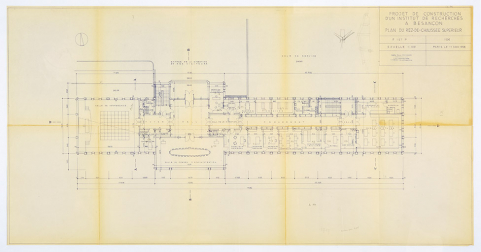 Projet de construction d’un institut de recherches à Besançon. 106. Plan du rez-de-chaussée supérieur, 11 janvier 1958. © Région Bourgogne-Franche-Comté, Inventaire du patrimoine