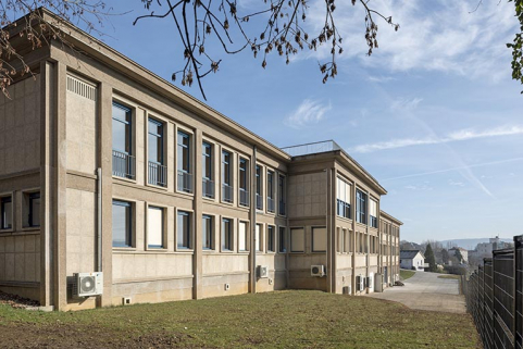 Façade postérieure : corps occidental, de trois quarts gauche. © Région Bourgogne-Franche-Comté, Inventaire du patrimoine