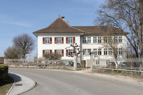 Vue d'ensemble, depuis l'est. © Région Bourgogne-Franche-Comté, Inventaire du patrimoine