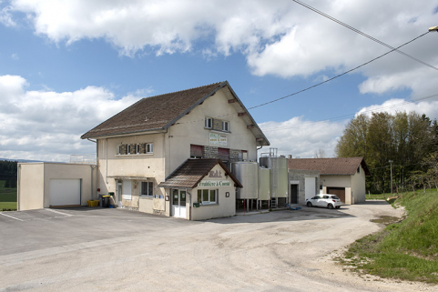 Façades antérieure et latérale gauche. © Région Bourgogne-Franche-Comté, Inventaire du patrimoine